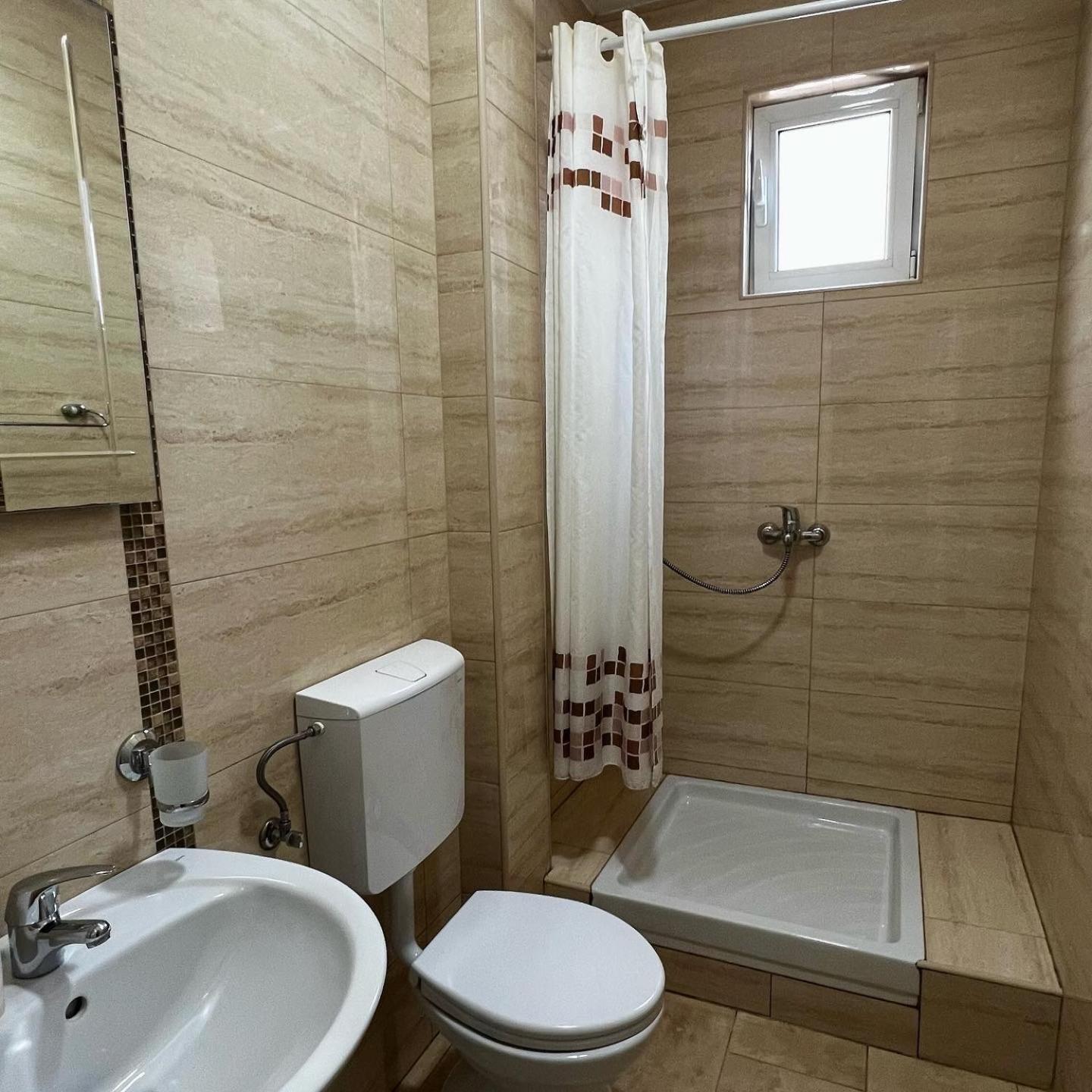 Apartmani Luksic Sutomore Kültér fotó